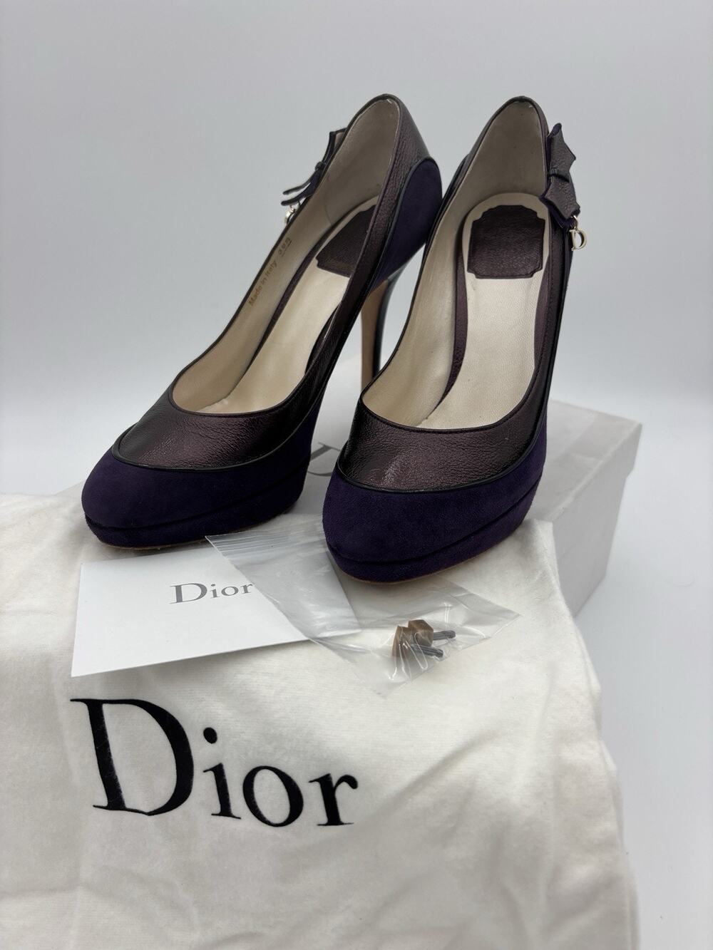 Authentic Christian Dior Suede Bow Accents Pumps Purple Metallic Size 38.5 / 8.5